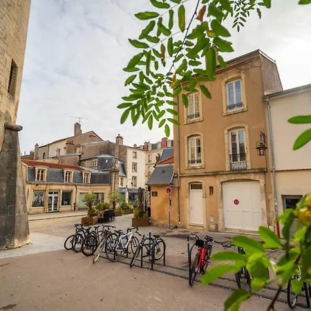 La De La Craffe - Vieille De Apartment